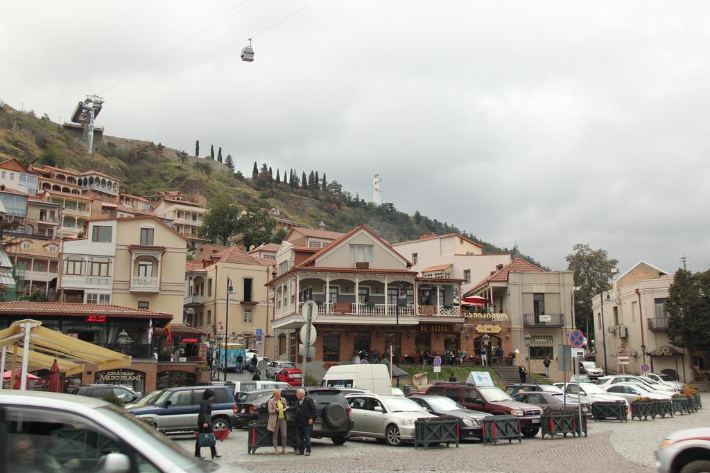 Lilika Apartments On Meskhishvili Tbilisi Ruang foto